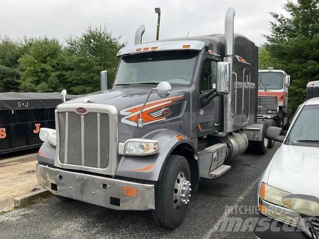 Peterbilt 567 Тягачі