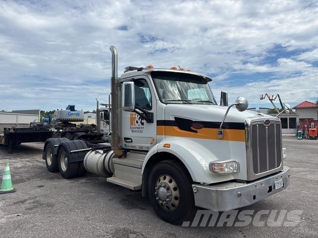 Peterbilt 567 Тягачі