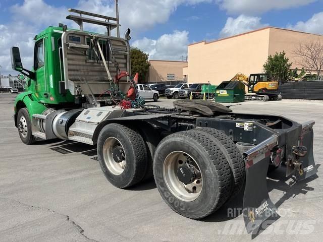 Peterbilt 579 Тягачі