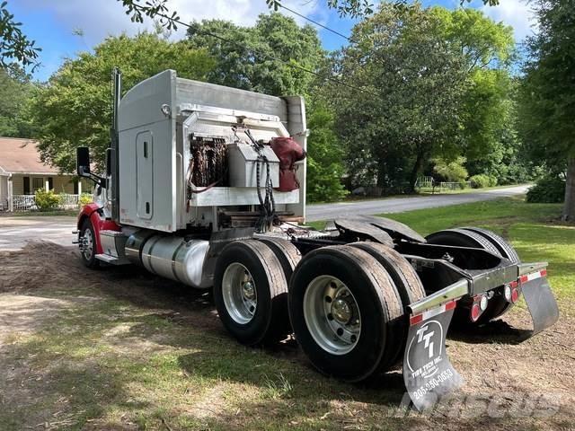 Peterbilt 579 Тягачі