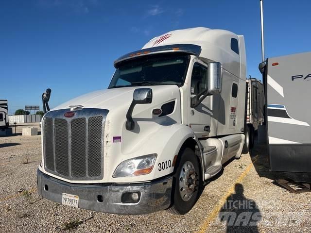 Peterbilt 579 Тягачі