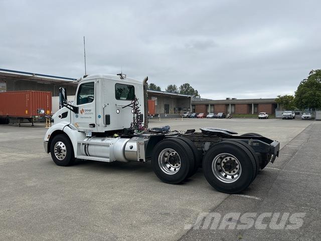 Peterbilt 579 Тягачі