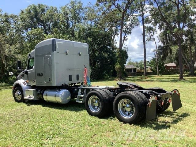 Peterbilt 579 Тягачі