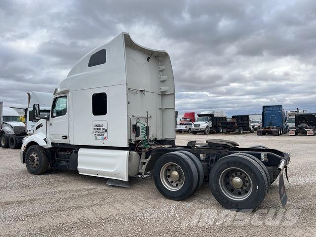 Peterbilt 579 Тягачі