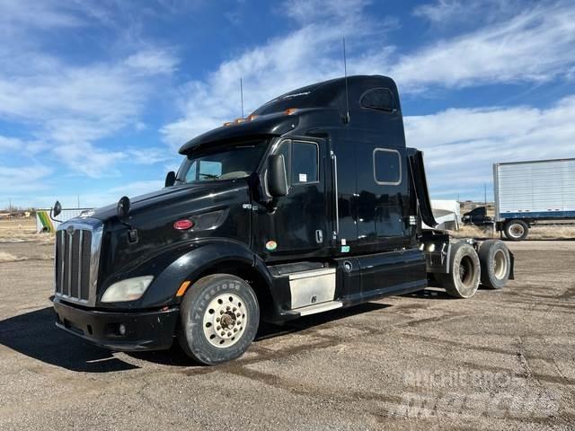 Peterbilt 587 Тягачі