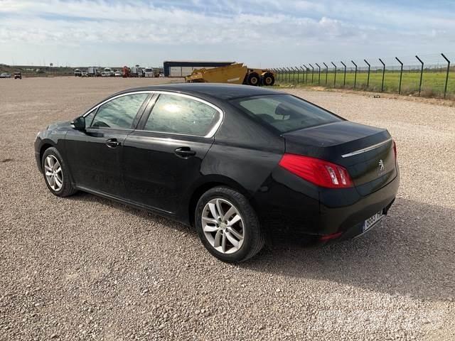 Peugeot 508 Автомобілі