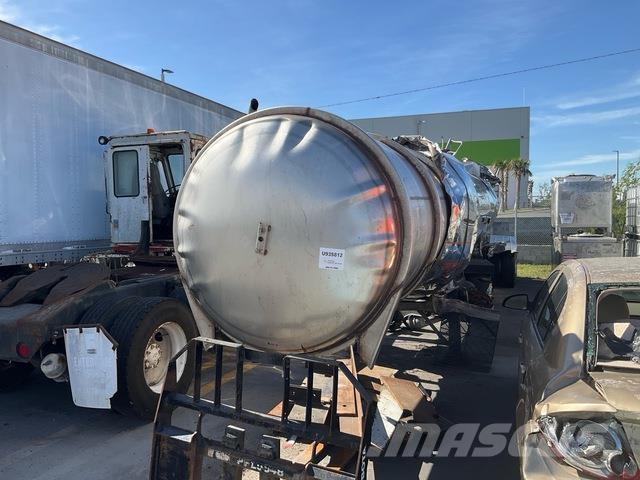 Polar  Причепи-цистерни