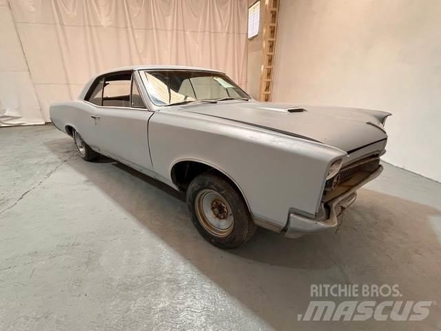 Pontiac GTO Автомобілі