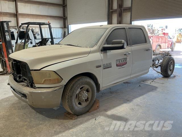RAM 2500 Кабіни
