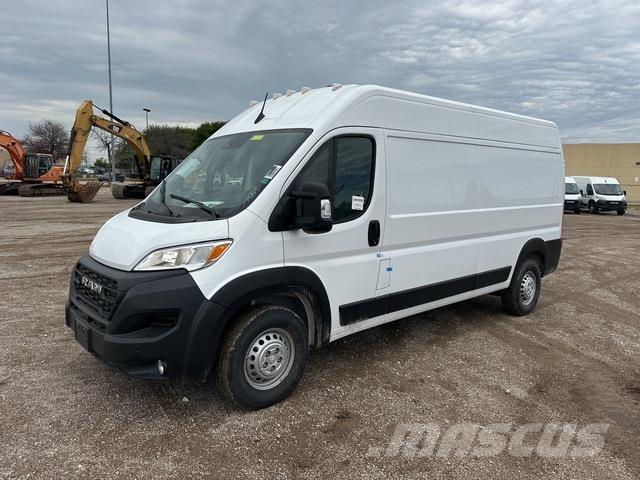 RAM 2500 Фургони