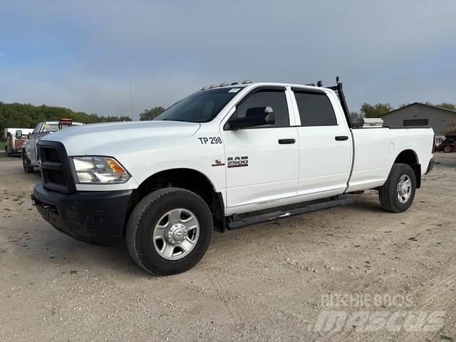 RAM 2500 ST Інше