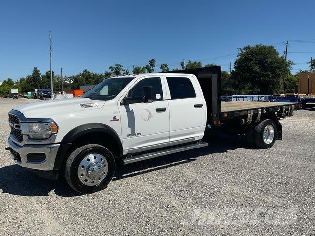 RAM 4500 Вантажівки-платформи/бокове розвантаження