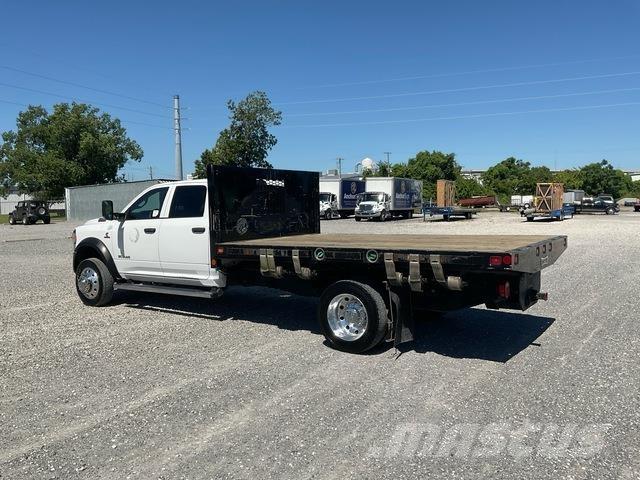 RAM 4500 Вантажівки-платформи/бокове розвантаження