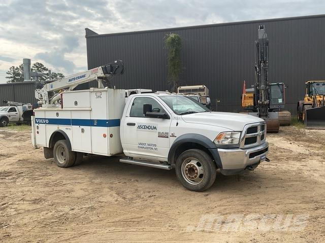 RAM 5500 Комунальні автомобілі / автомобілі загального призначення