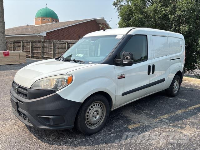 RAM Promaster Панельні фургони