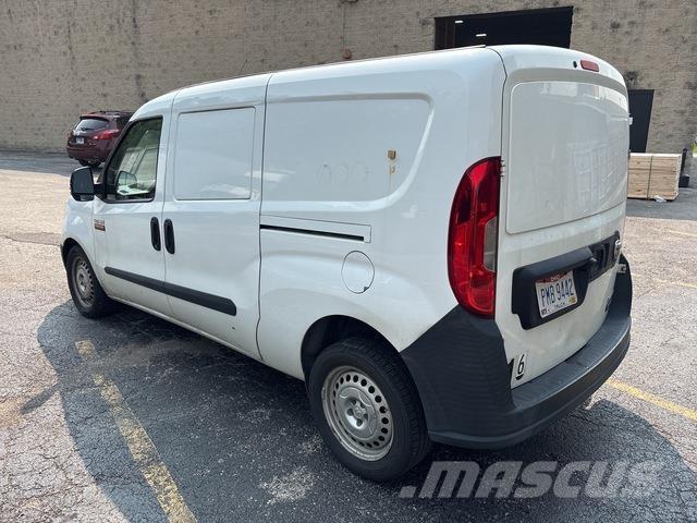 RAM Promaster Панельні фургони