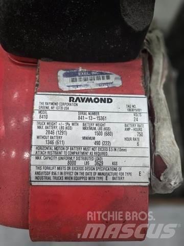 Raymond 8410 Ручні гідравлічні візки