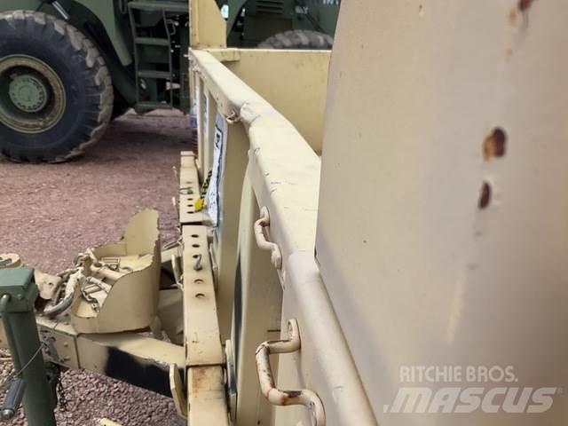  Raytheon M1102 Інші причепи