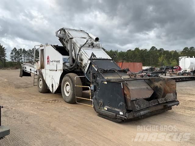 Roadtec 2500E Машини для перевезення матеріалів
