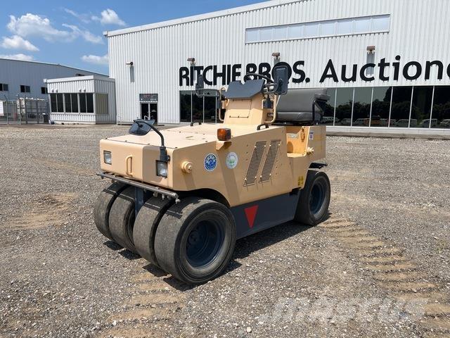 Sakai TS160 Комбіновані катки