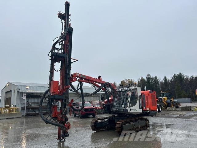 Sandvik DX800 Свердлильні установки