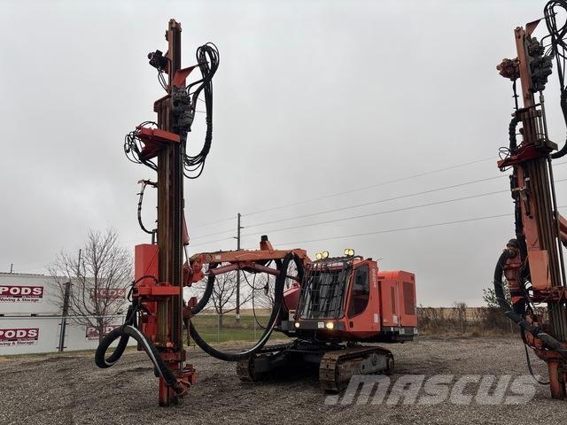 Sandvik DX800 Свердлильні установки