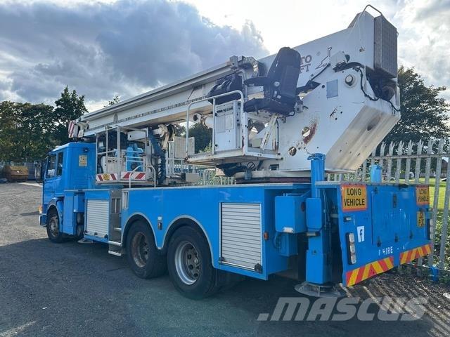 Scania P113ML Автовишки на базі вантажівки