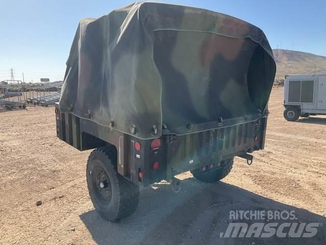 Schutt M1102 Інші причепи