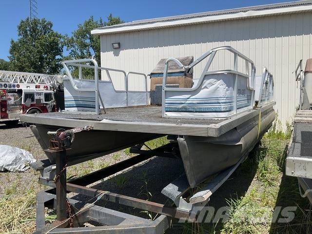  Sea Hunt Човни / баржі