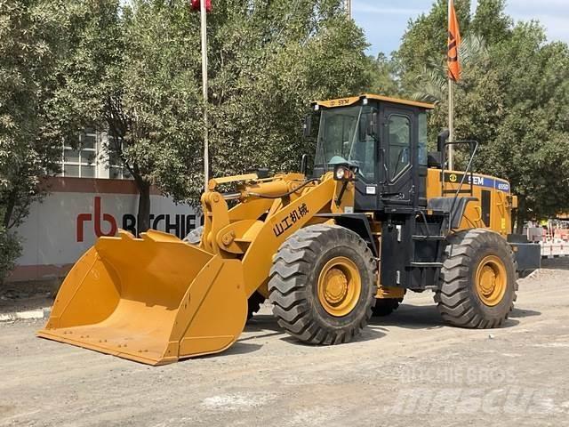 SEM 655D Фронтальні навантажувачі