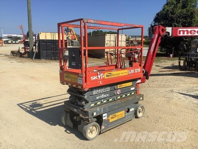 SkyJack 3219 Підйомники-ножиці