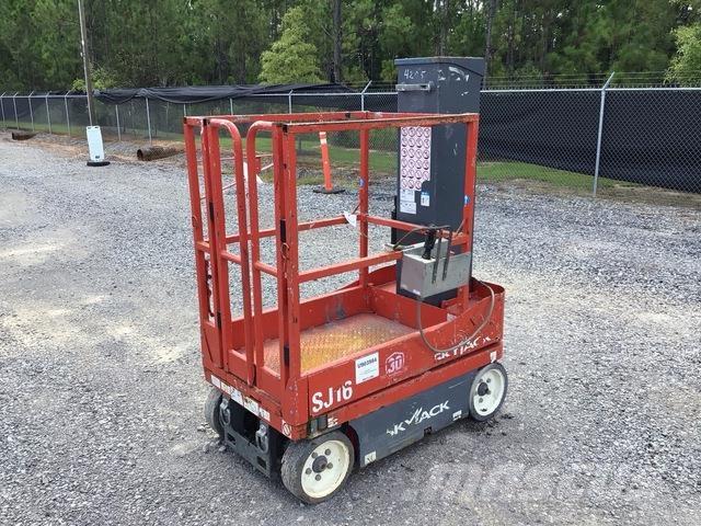SkyJack SJ16 Вертикальні щоглові підйомники
