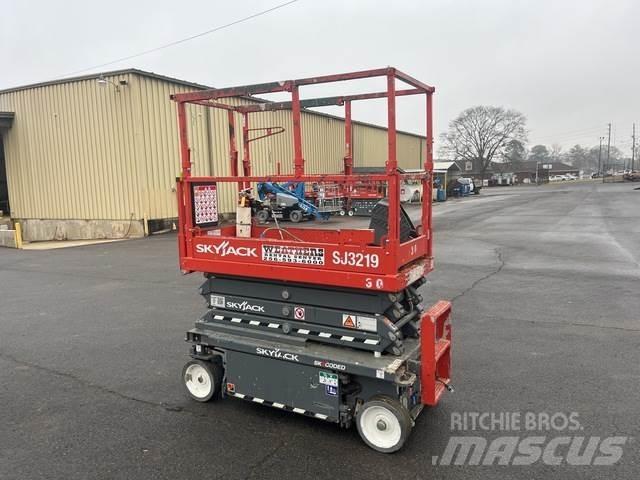 SkyJack SJ3219 Підйомники-ножиці
