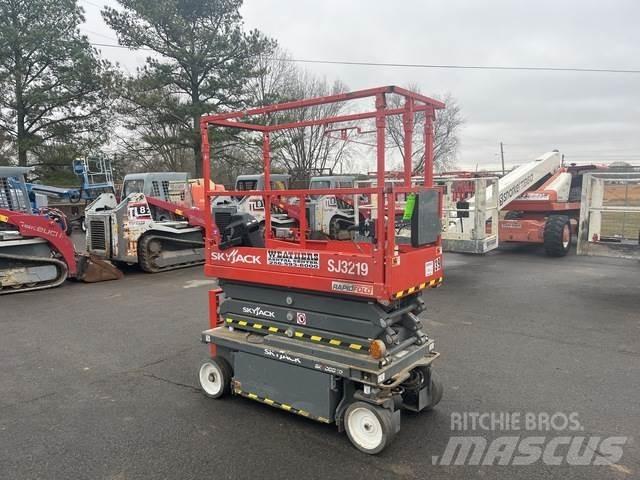 SkyJack SJ3219 Підйомники-ножиці