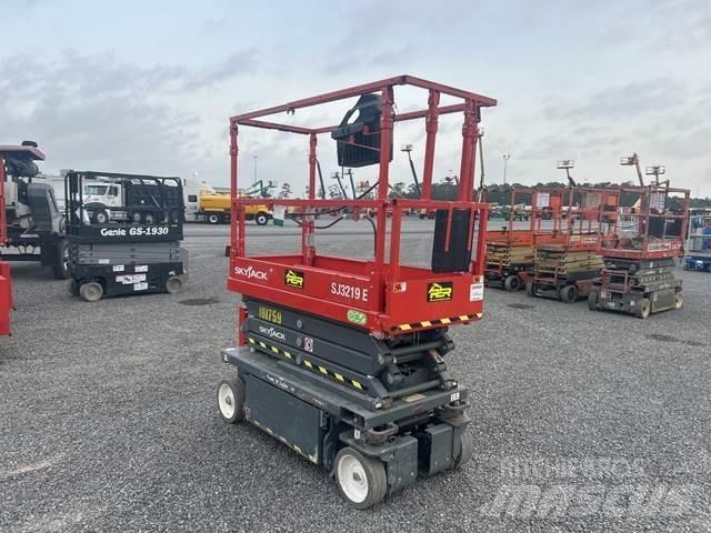 SkyJack SJ3219 Підйомники-ножиці