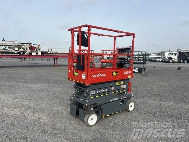 SkyJack SJ3219 Підйомники-ножиці