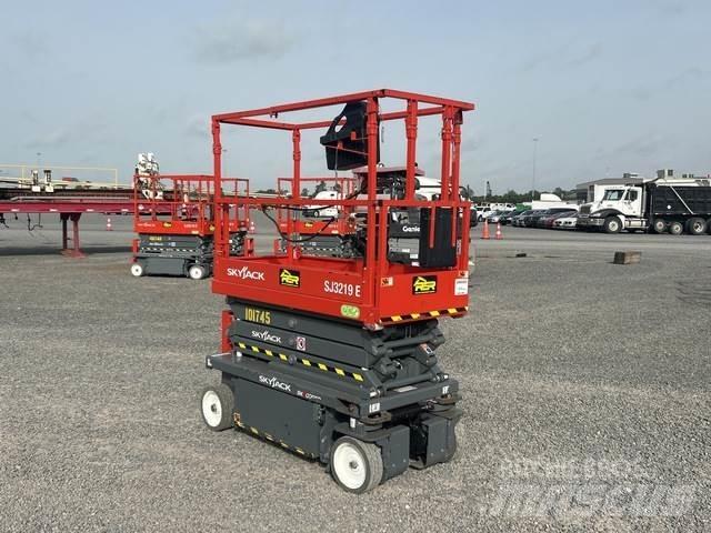 SkyJack SJ3219 Підйомники-ножиці
