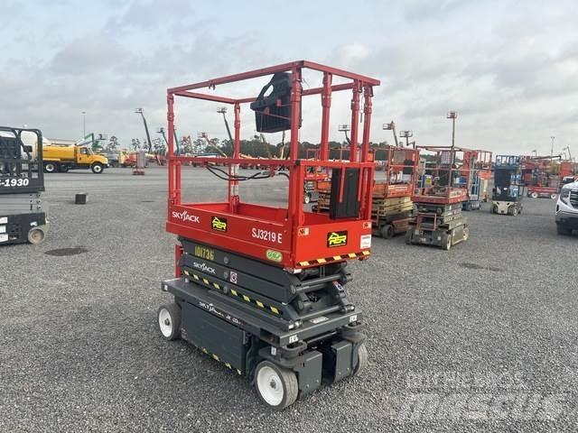 SkyJack SJ3219 Підйомники-ножиці