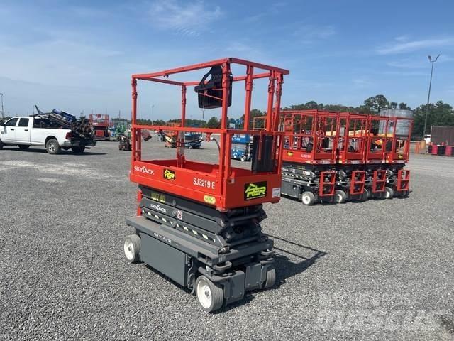 SkyJack SJ3219 Підйомники-ножиці