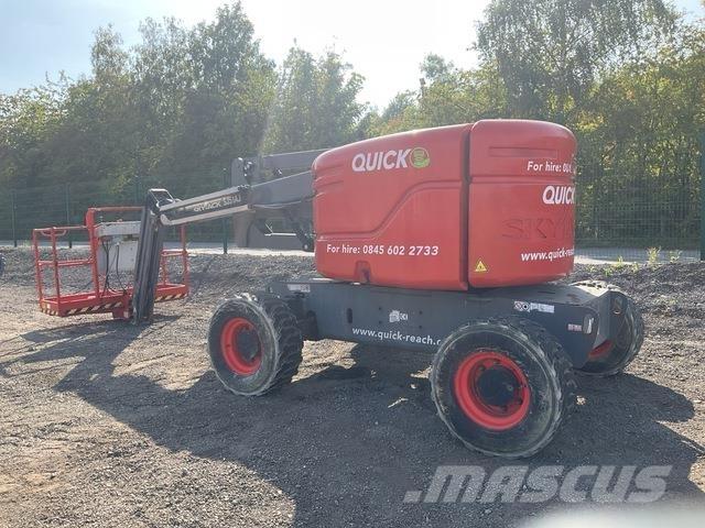 SkyJack SJ51AJ Колінчаті підйомники