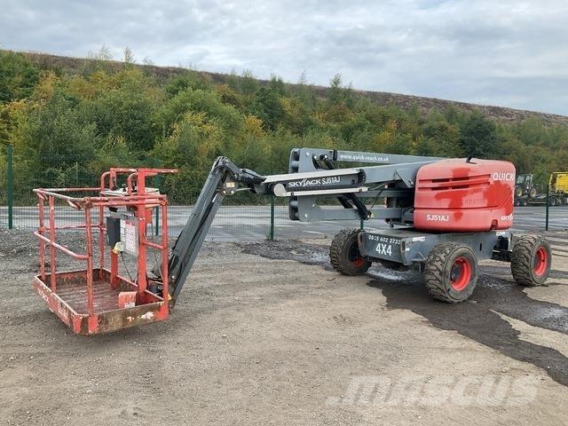 SkyJack SJ51AJ Колінчаті підйомники