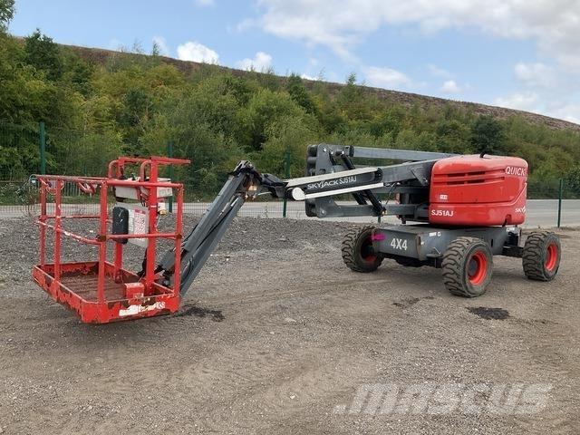 SkyJack SJ51AJ Колінчаті підйомники