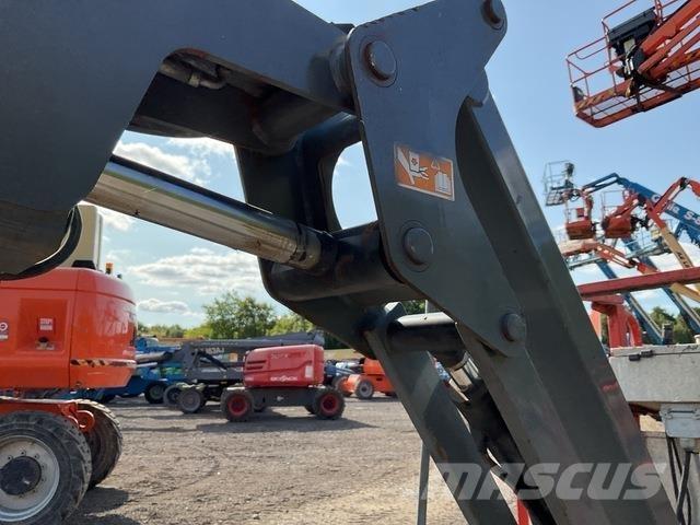 SkyJack SJ63J Колінчаті підйомники