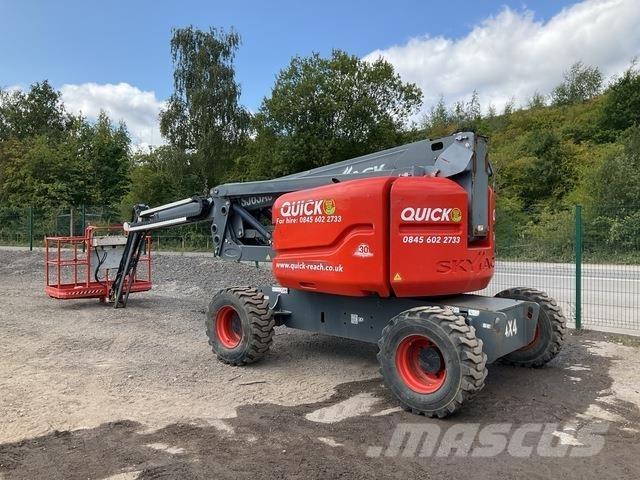 SkyJack SJ63J Колінчаті підйомники