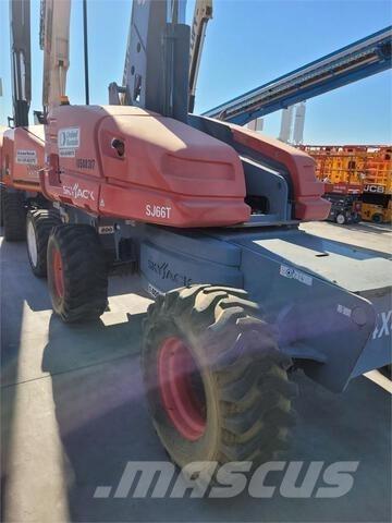 SkyJack SJ66T Телескопічні підйомники