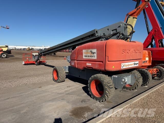 SkyJack SJ86T Телескопічні підйомники