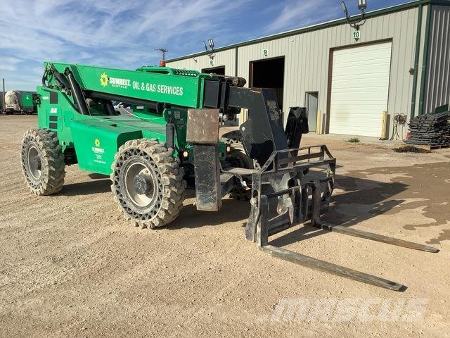 SkyTrak 10042 Телескопічні навантажувачі