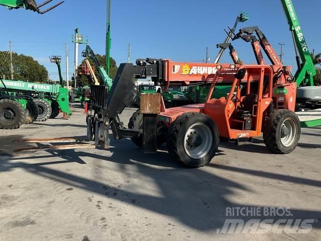 SkyTrak 10054 Телескопічні навантажувачі