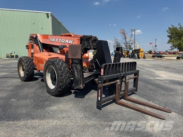 SkyTrak 10054 Телескопічні навантажувачі