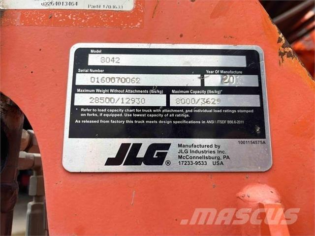 SkyTrak 8042 Телескопічні навантажувачі
